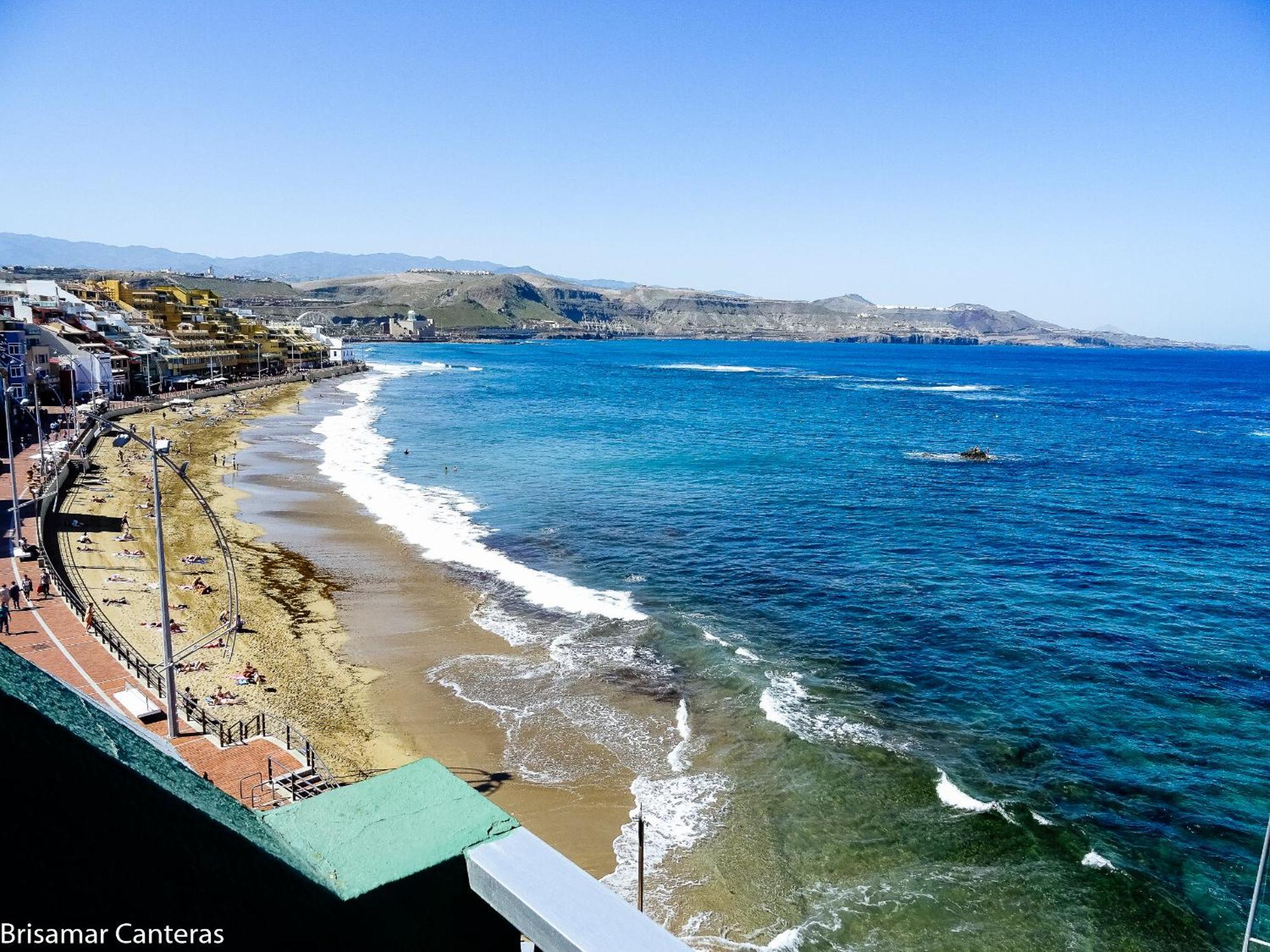 Estudio con vistas al mar
